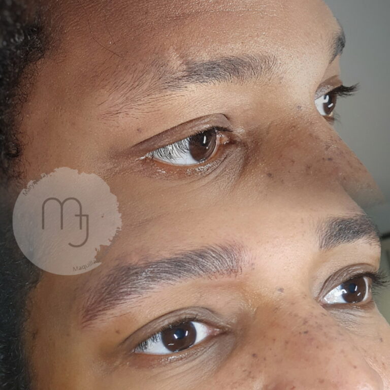 Sourcils-homme-hyper-réaliste-détail